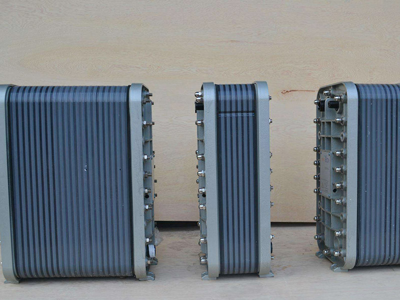 EDI超純水設(shè)備現(xiàn)代人對(duì)水的關(guān)注程度越來越高已經(jīng)不亞于食品